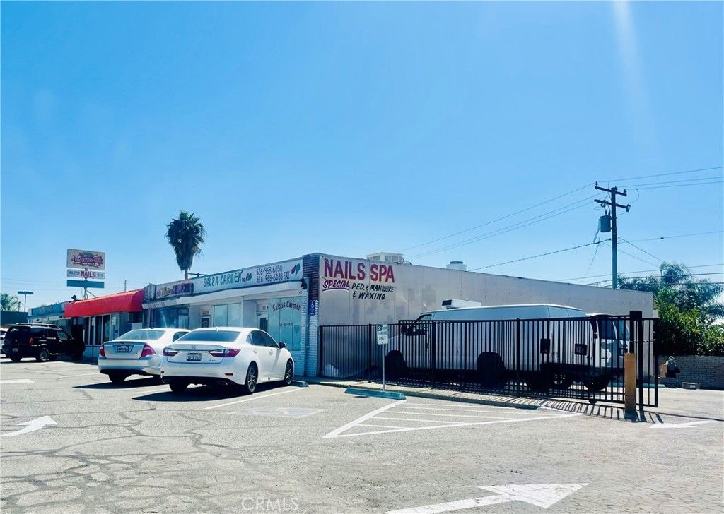 657 669 Glendora Avenue, La Puente