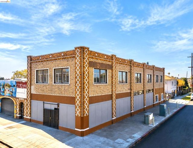 8801 International Blvd, Oakland