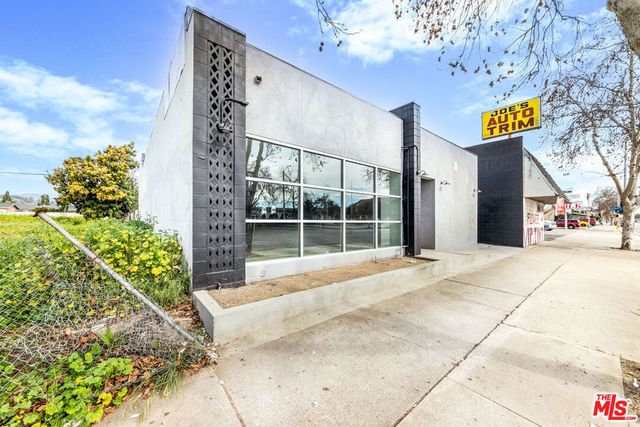 1241 W Holt Avenue, Pomona