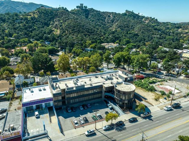 6708 Foothill Boulevard # 207, Los Angeles