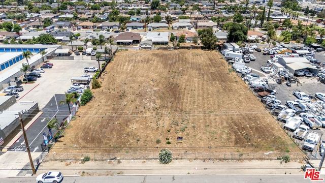 17440 Foothill Boulevard, Fontana