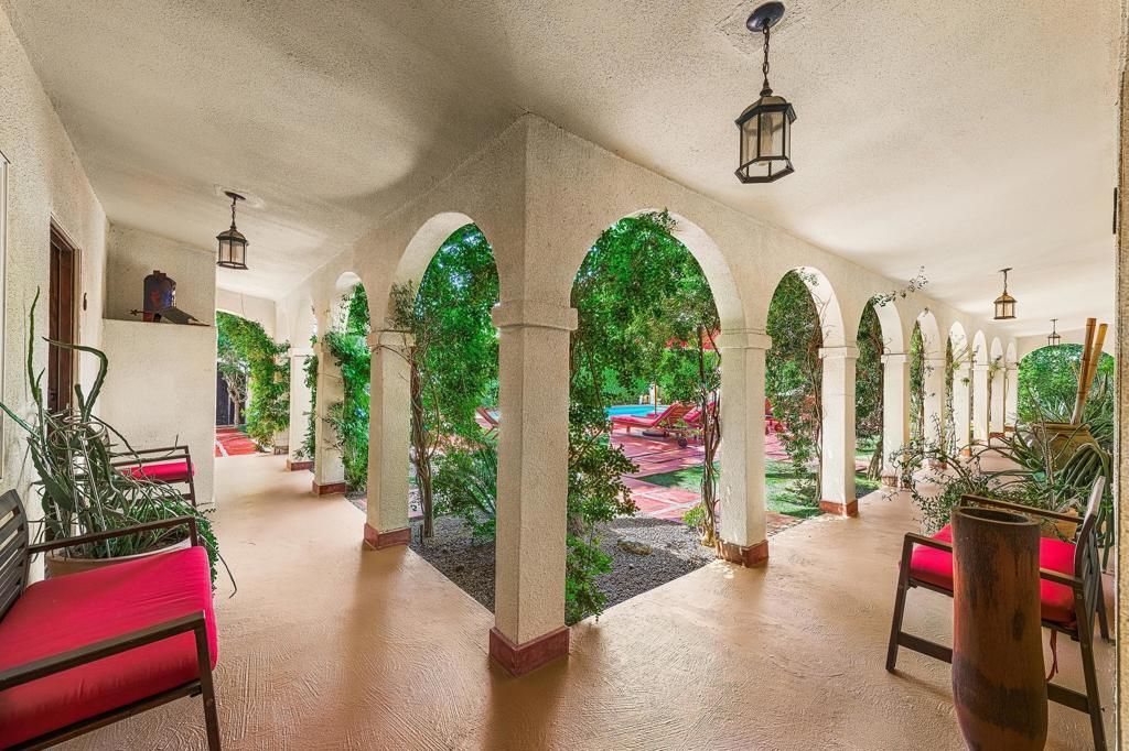 520 Chuckwalla Road, Palm Springs