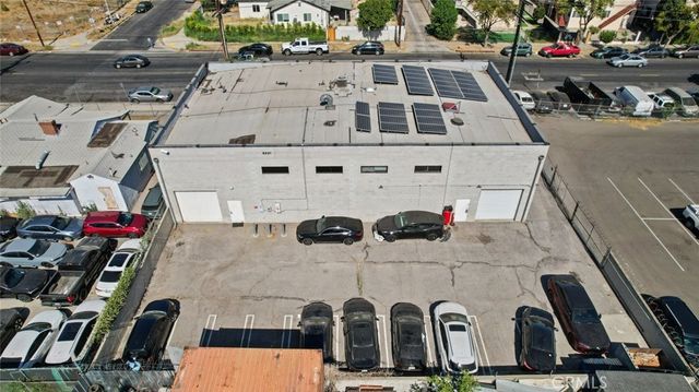 8201 Sepulveda Place, Panorama City