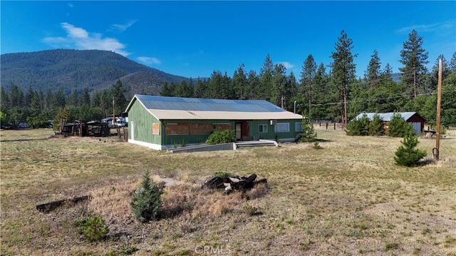 5331 Easy St, Yreka