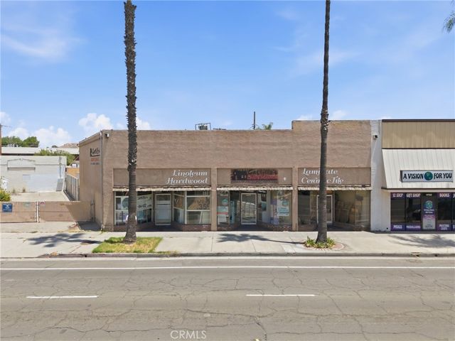 6692 Magnolia, Riverside