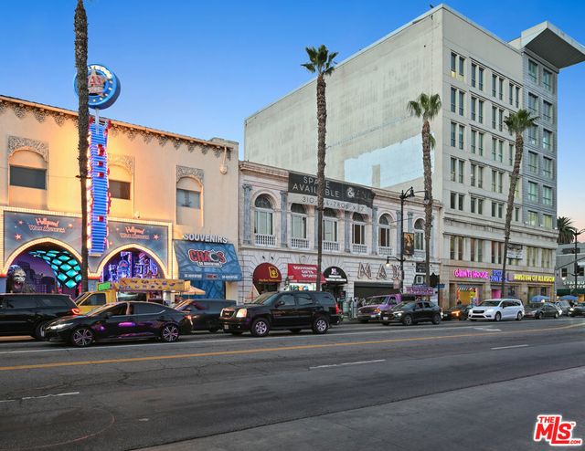 6757 W Hollywood Boulevard, Los Angeles