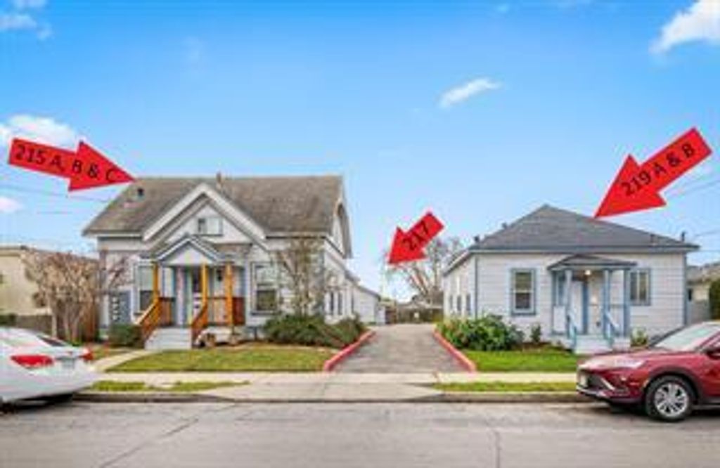 Lang Street, Salinas