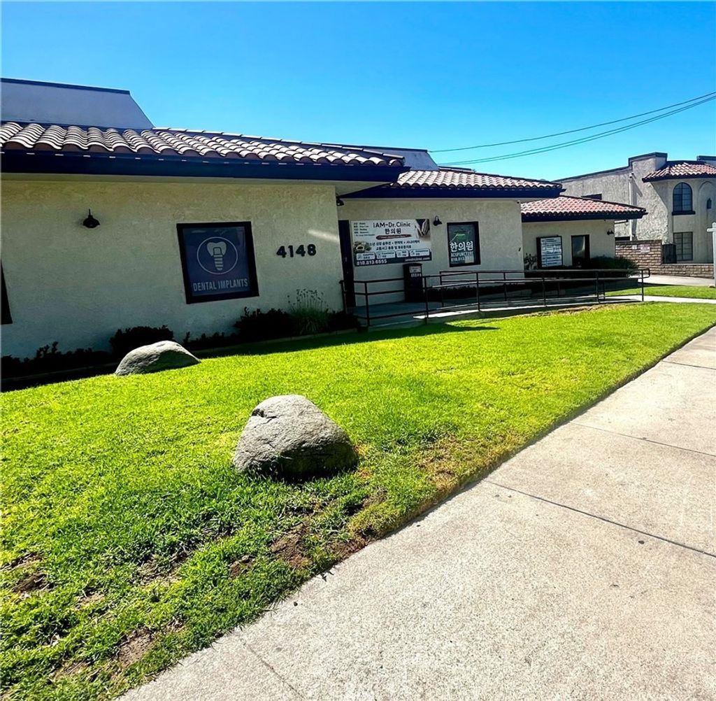 4141 Ocean View Boulevard, Montrose