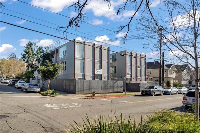 2801 College Avenue, Berkeley