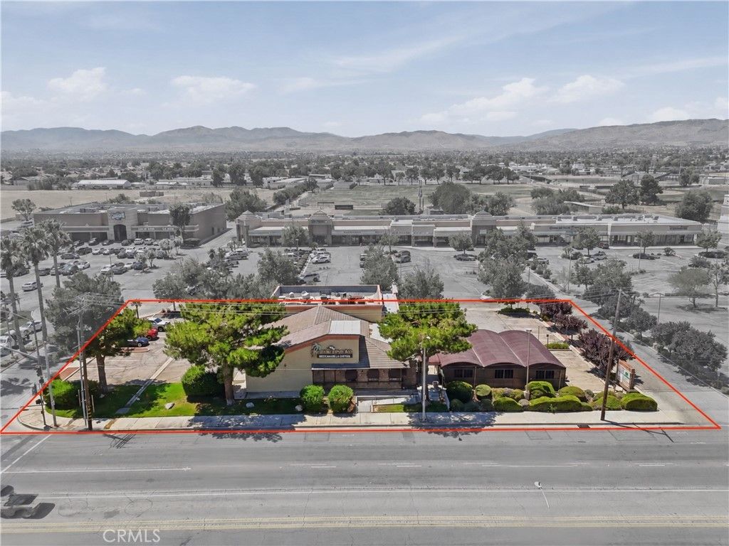 2162 E Palmdale Boulevard, Palmdale