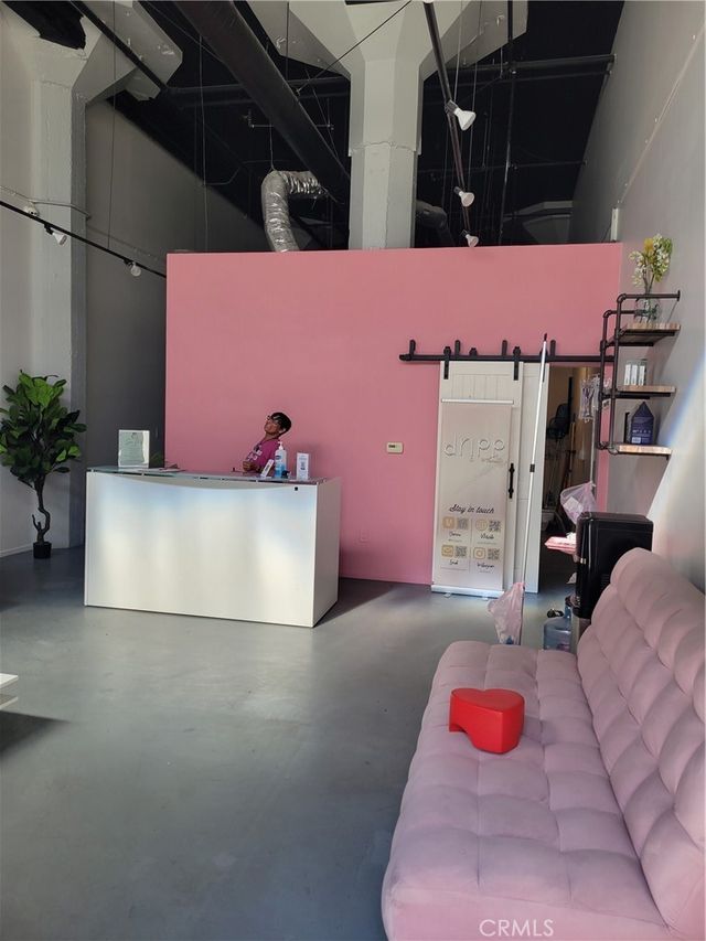 415 Pine, Long Beach