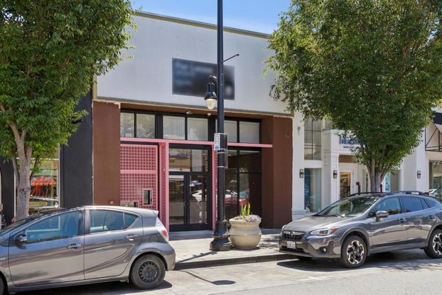 1315 Burlingame Avenue, Burlingame