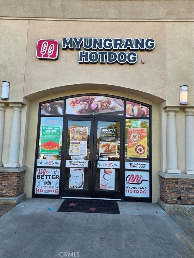 39904 10th Street W # B, Palmdale
