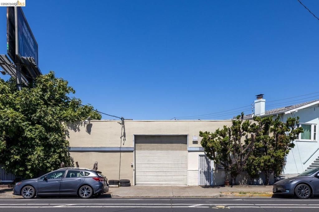 5417 Adeline St, Oakland