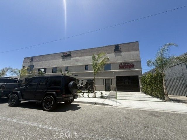 3075 California Street, Burbank