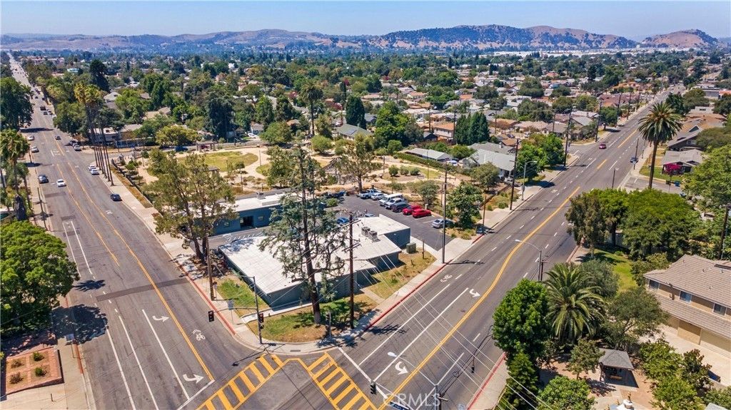 1269 N Park, Pomona