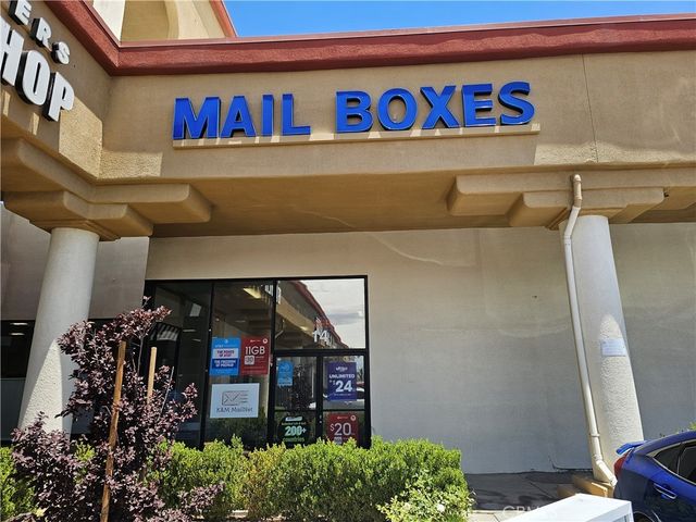 3005 E Palmdale Boulevard E # 14, Palmdale