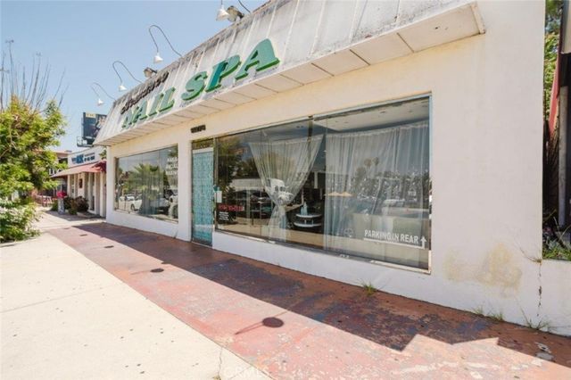 11274 Ventura Boulevard, Studio City