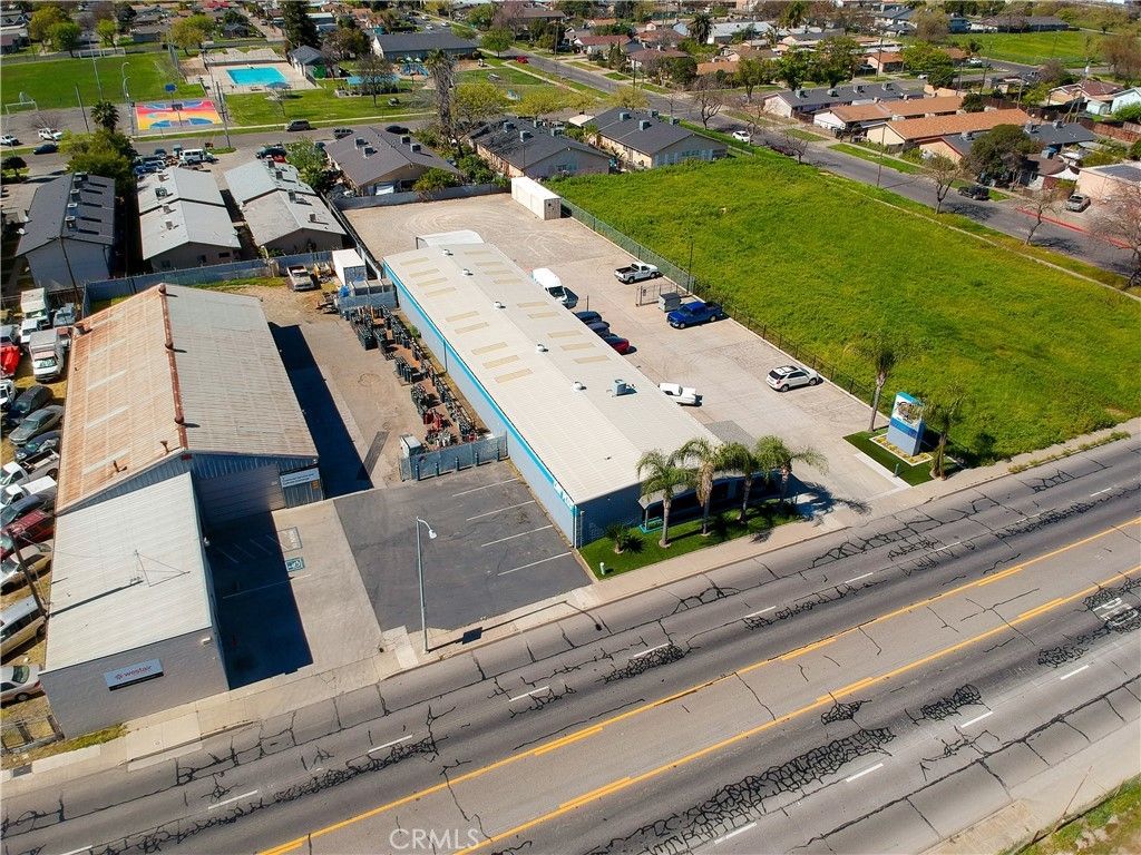 1029 Martin Luther King Jr Way, Merced