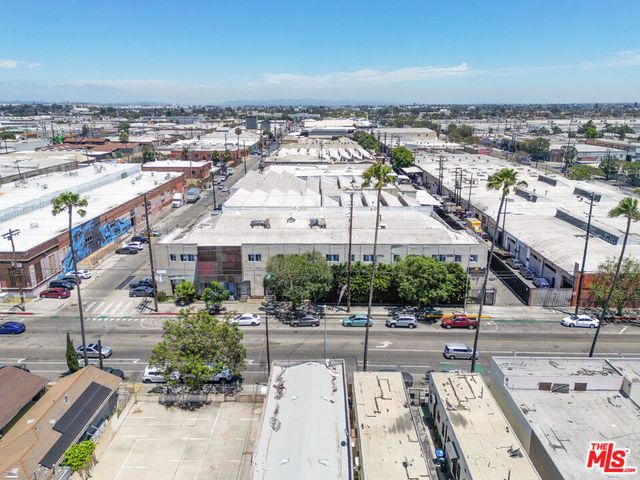 6200 Avalon Boulevard, Los Angeles