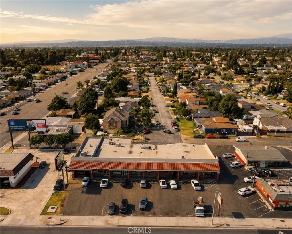 2171 W Lincoln Avenue, Anaheim