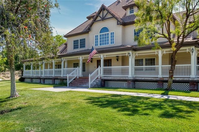 15142 Sierra Highway, Canyon Country