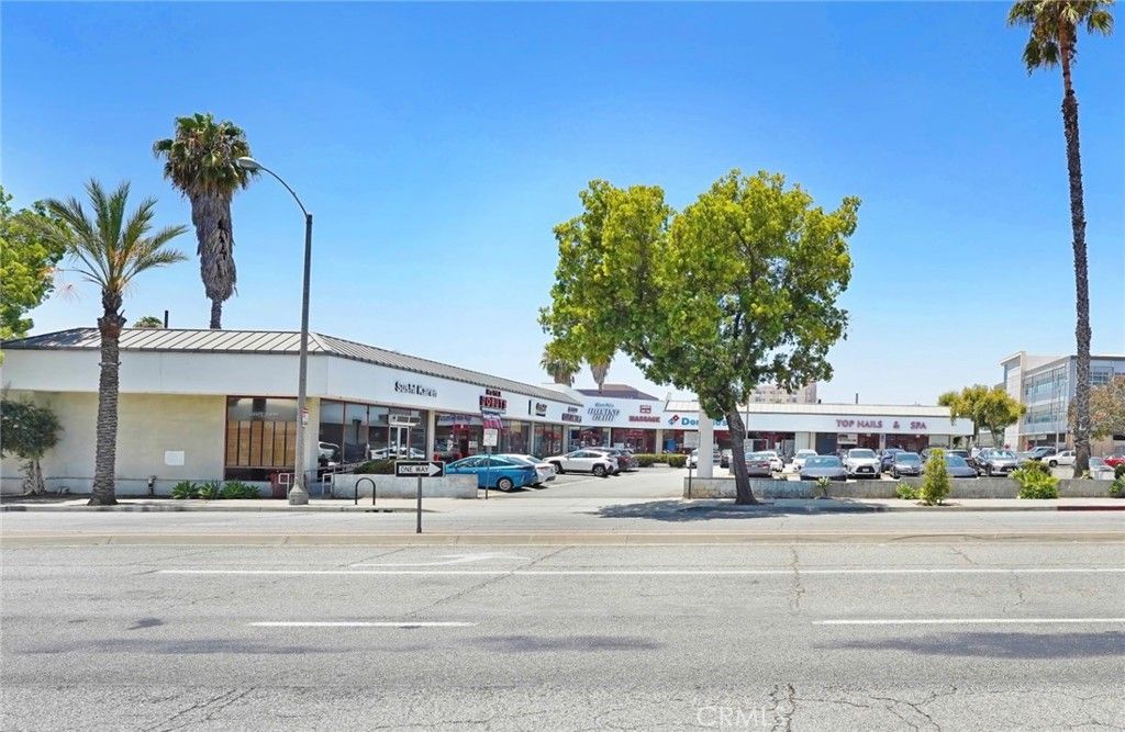 633 S Arroyo Parkway # 8, Pasadena