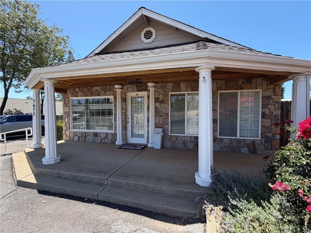7675 Skyway, Paradise