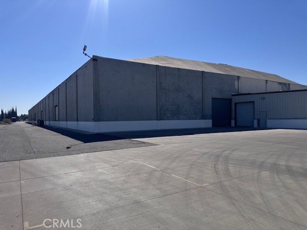 2777 N State Hwy 59 # E, Merced