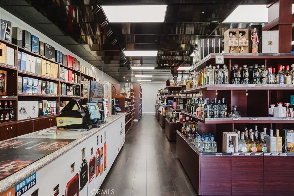 465 W Broadway, Glendale