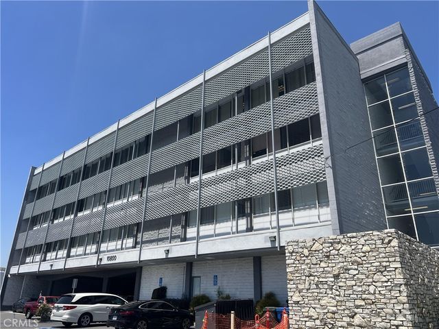 10800 Paramount Boulevard # 406, Downey