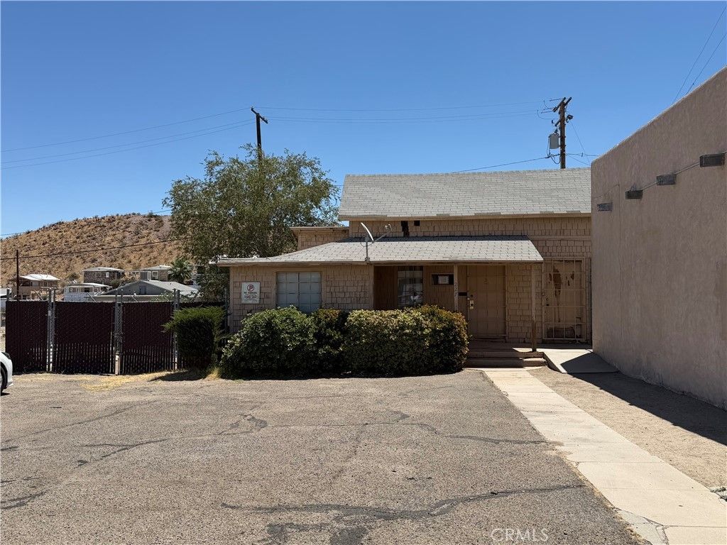219 N 1st Avenue, Barstow
