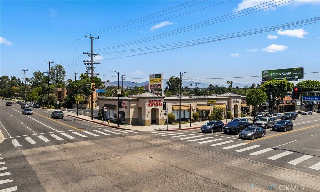 17851 Chatsworth, Granada Hills