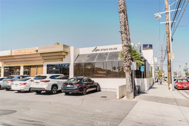 12936 Sherman Way, North Hollywood