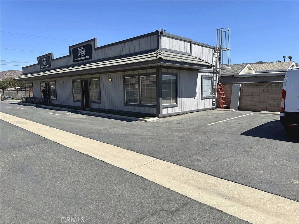 3852 Hillside, Norco