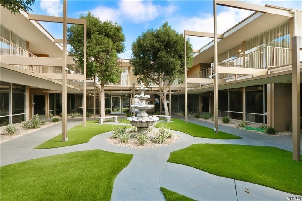 1535 E 17th Street E # 105, Santa Ana