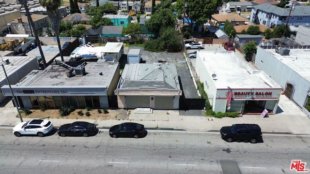 1631 E Compton Boulevard, Compton