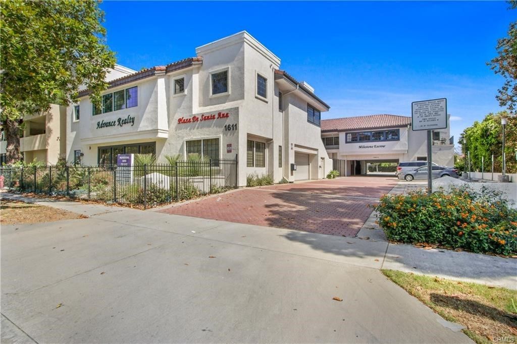 1611 E 4th Street # 206, Santa Ana