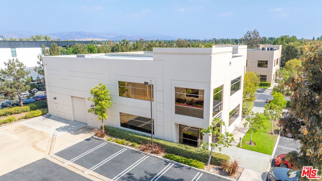 59 Peters Canyon Road, Irvine