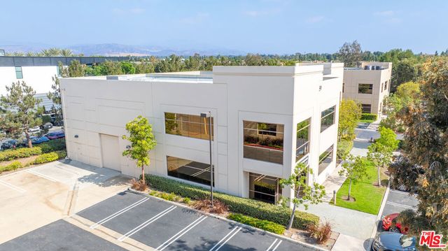 59 Peters Canyon Road, Irvine