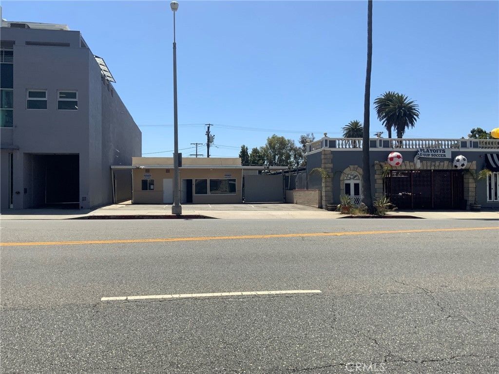 3118 Santa Monica, Santa Monica