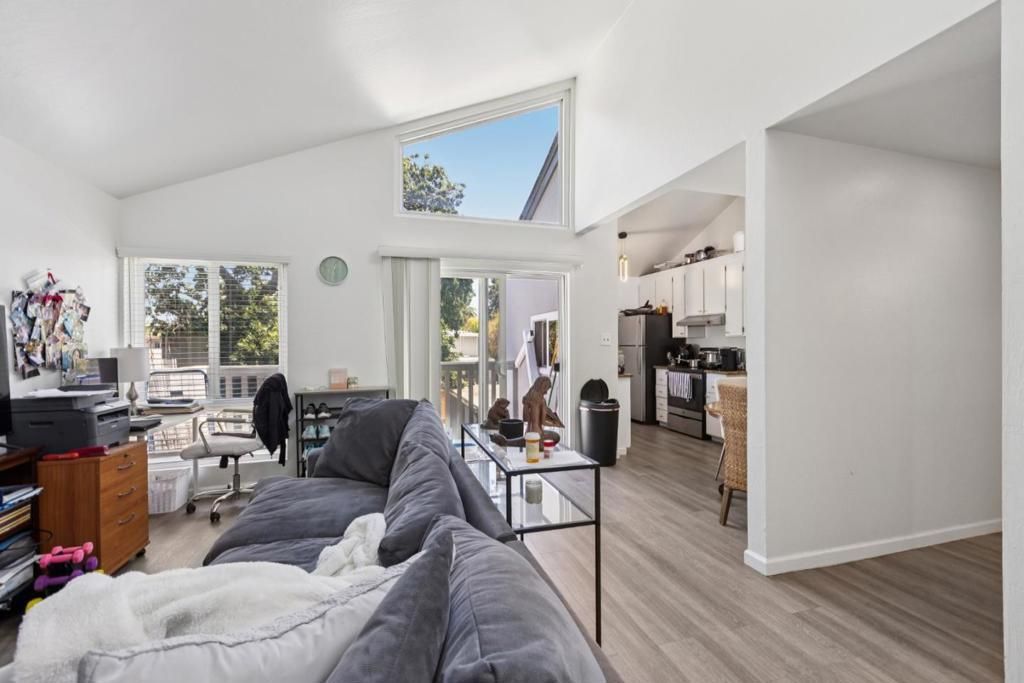 1411 Oxford Street, Redwood City