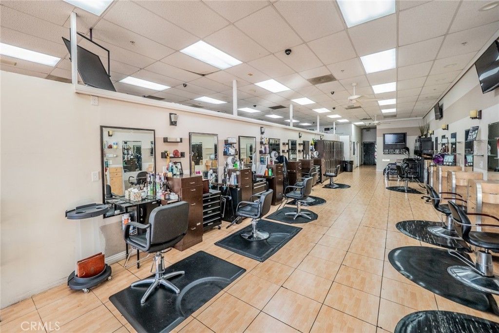8822 Washington Blvd, Pico Rivera