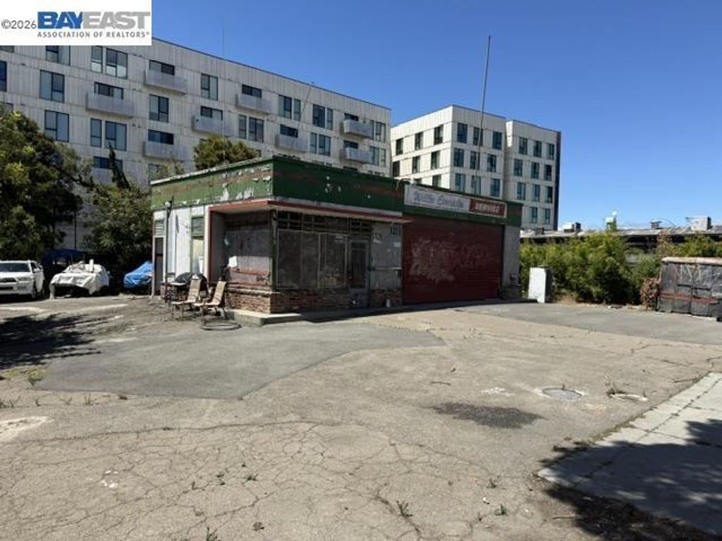 1211 7th St, Oakland