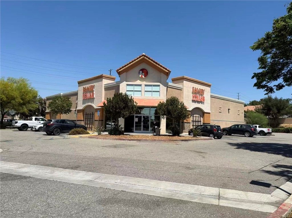 1710 Main Street, Riverside