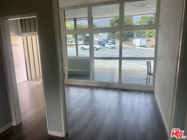 3704 Foothill, La Crescenta