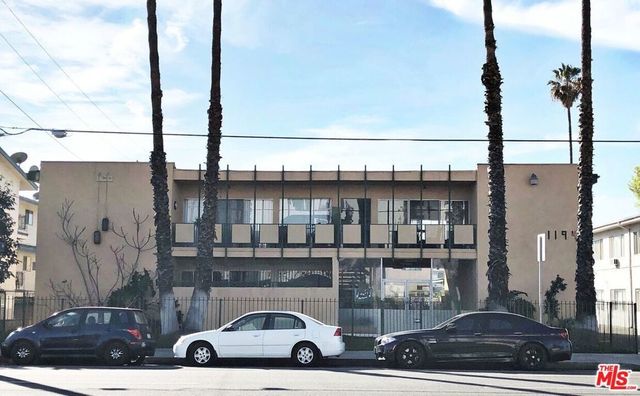 11940 Burbank Boulevard, Los Angeles