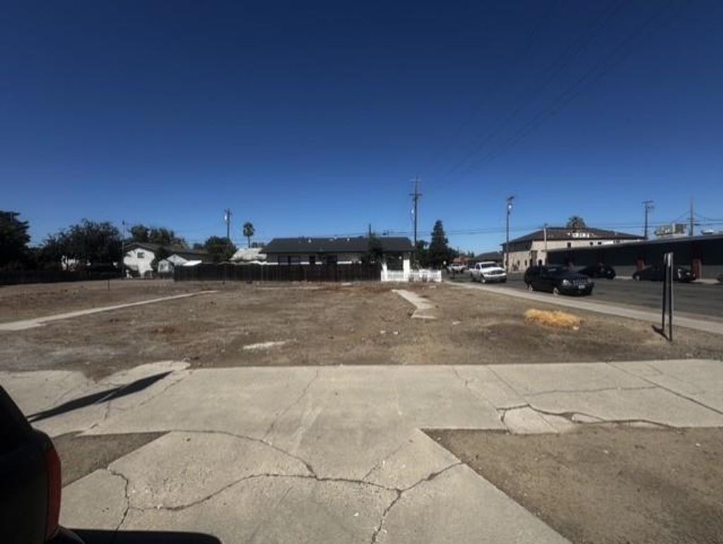 822 F Street, Marysville