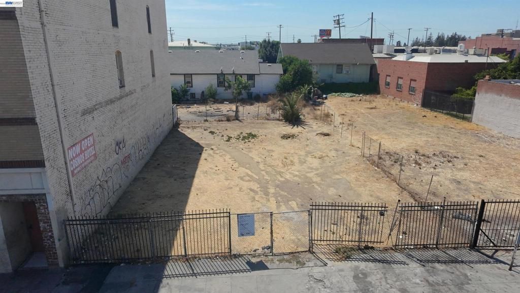 331 S San Joaquin Street, Stockton