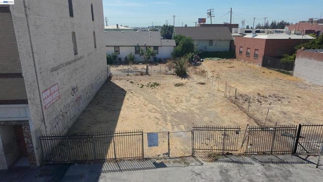 331 S San Joaquin Street, Stockton